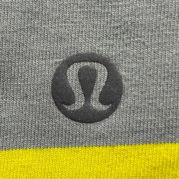 Lululemon Men’s 5 Year Basic Short Sleeve - Picture 4 of 4